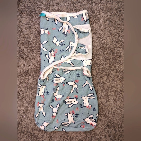 2/$18. 🐰 Lekebaby Newborn swaddlers. Excellent used condition. - Picture 1 of 4
